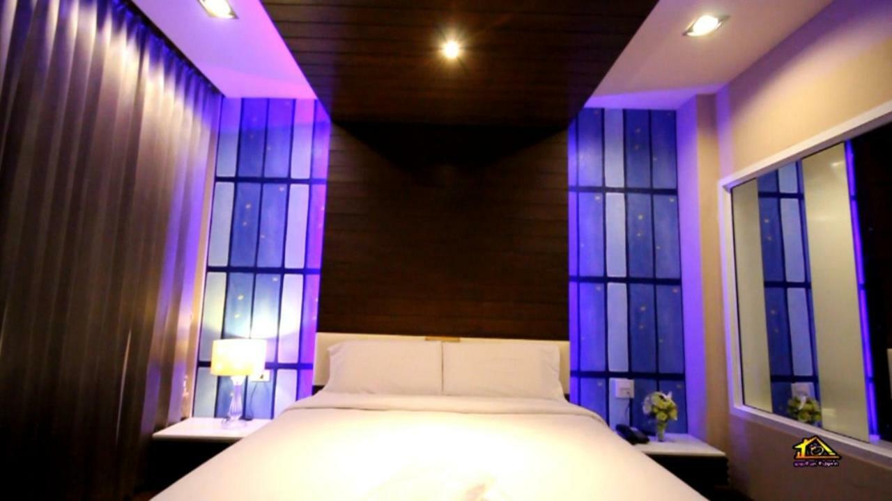 The Ring Hotel Hat Yai Exterior photo
