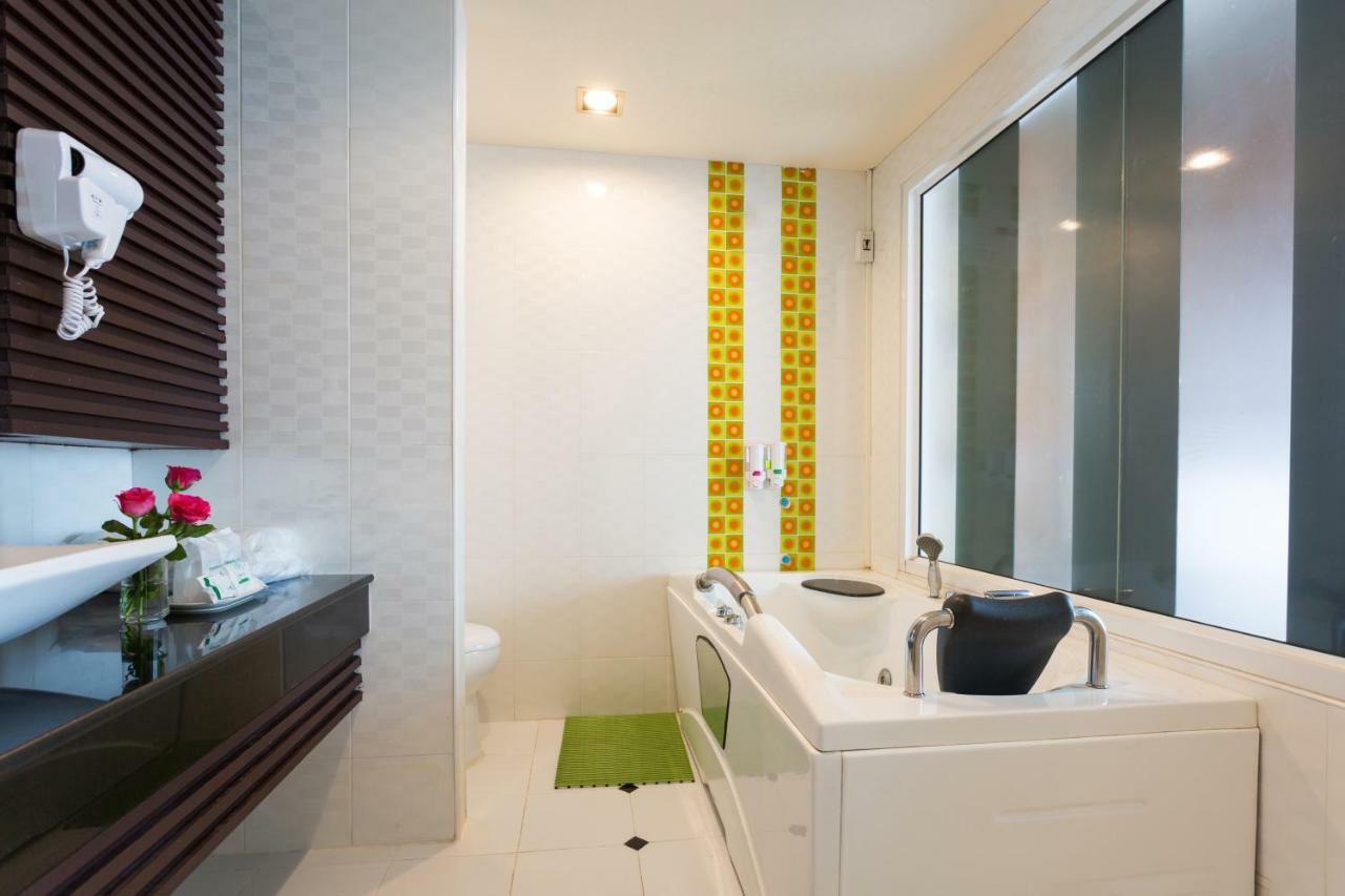 The Ring Hotel Hat Yai Exterior photo